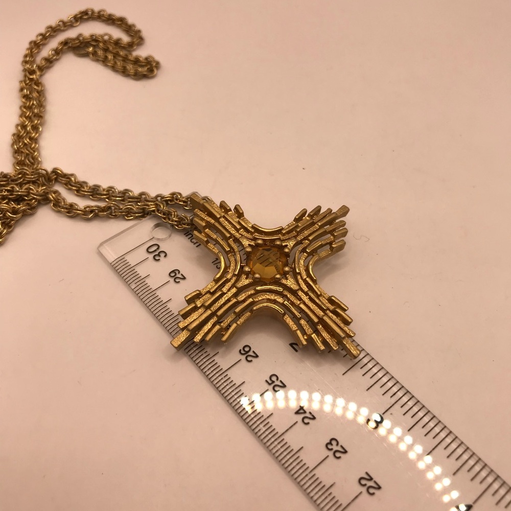 Vintage Sarah Coventry Gold-Tone Cross Pendant Necklace - Picture 10 of 11